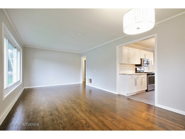 2040 E Touhy Ave, Des Plaines, IL 60018 photo 3