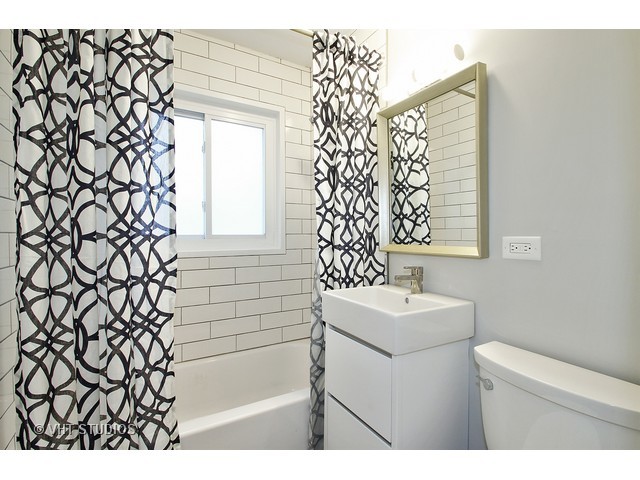 2040 E Touhy Ave, Des Plaines, IL 60018 photo 10