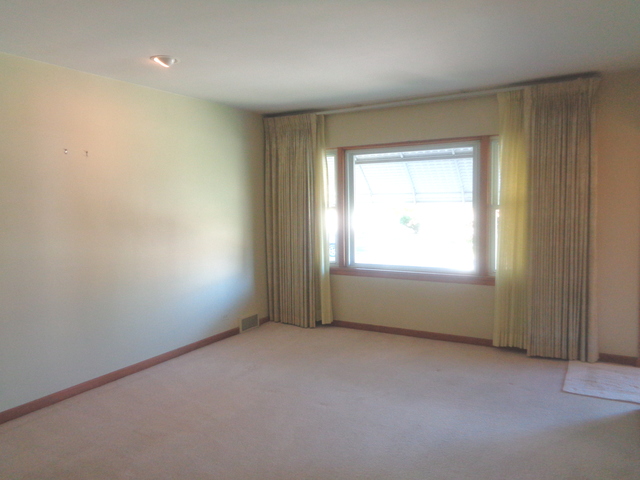 4145 Maple Ave, Stickney, IL 60402 photo 3
