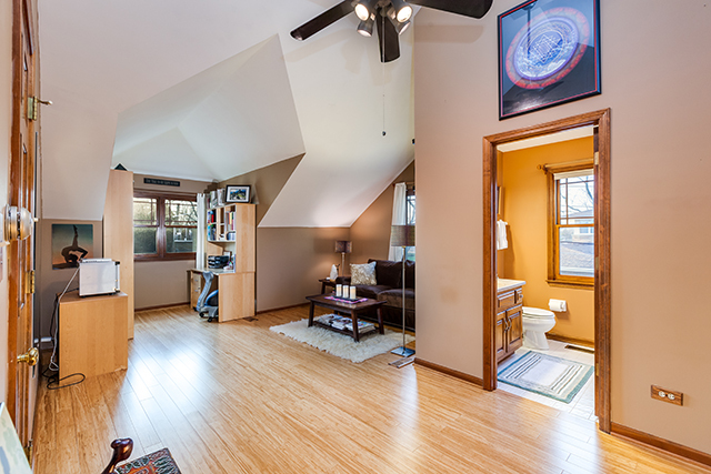 1565 Wilmette St, Wheaton, IL 60187 photo 18