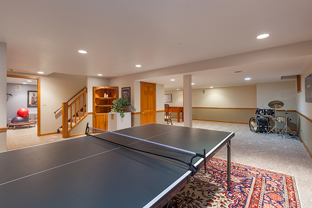 1565 Wilmette St, Wheaton, IL 60187 photo 21