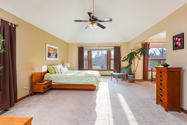 1565 Wilmette St, Wheaton, IL 60187 photo 11