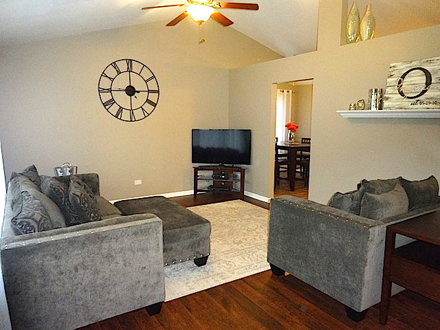 2801 Joe Adler Dr, Plainfield, IL 60586 photo 4