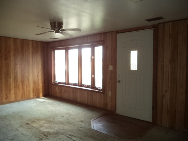 1213 7th Ave, Belvidere, IL 61008 photo 3