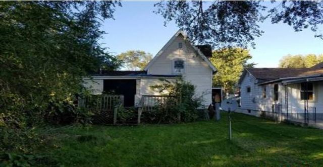 298 W River St, Kankakee, IL 60901 photo 3