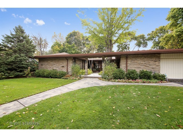 660 Sycamore Ln, Glencoe, IL 60022 photo 1