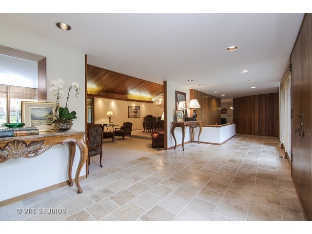 660 Sycamore Ln, Glencoe, IL 60022 photo 3