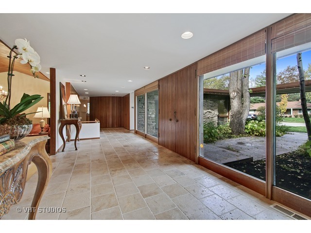 660 Sycamore Ln, Glencoe, IL 60022 photo 2