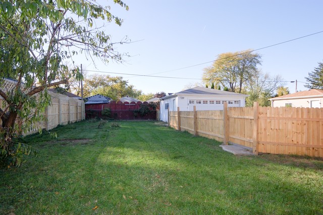 240 N Sumner Ave, Aurora, IL 60505 photo 15