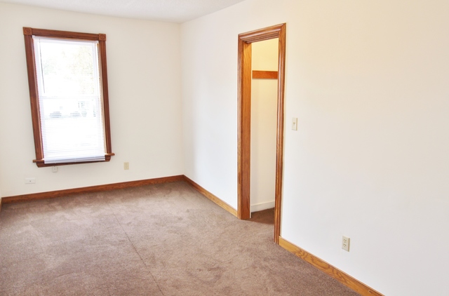 517 E Jackson St, Morris, IL 60450 photo 13