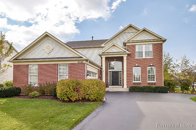 4520 Whitehall Ln, Algonquin, IL 60102 photo 1