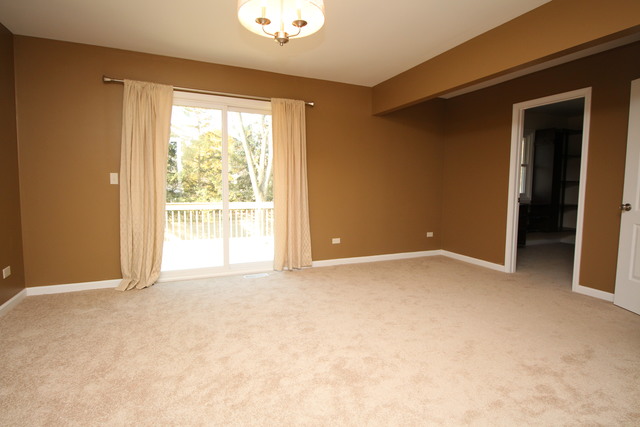 9 N728 Tipi Ln, Elgin, IL 60124 photo 12
