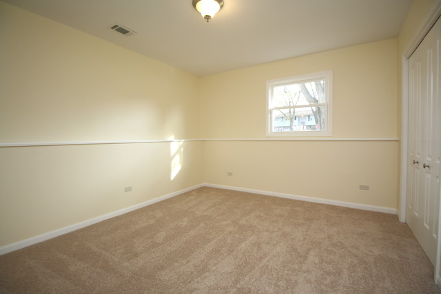 9 N728 Tipi Ln, Elgin, IL 60124 photo 20