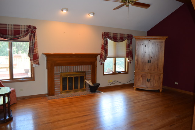 39 W140 Red Cloud Ln, Elgin, IL 60123 photo 6