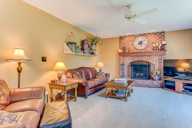 3836 Grassmere Rd, Naperville, IL 60564 photo 10