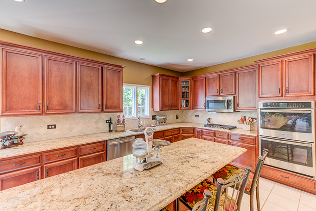 3836 Grassmere Rd, Naperville, IL 60564 photo 7