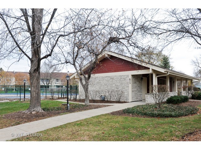 549 Williamsburg Ct #A1, Wheeling, IL 60090 photo 14
