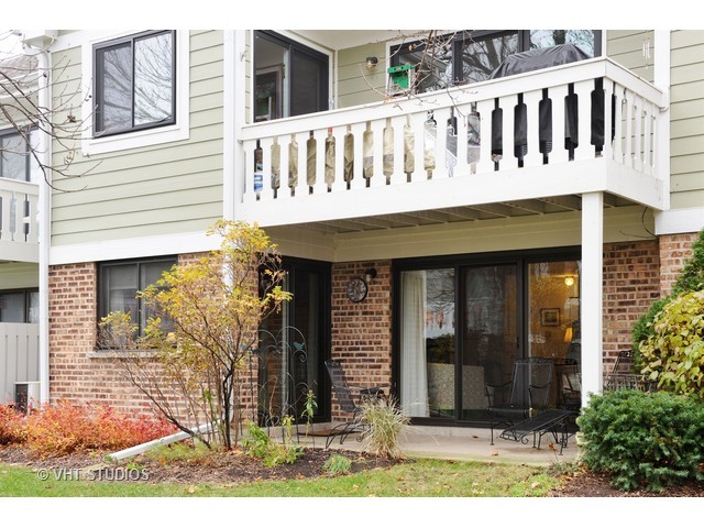549 Williamsburg Ct #A1, Wheeling, IL 60090 photo 13