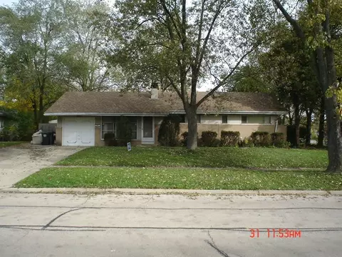 400 Morgan Ln, Hoffman Estates, IL 60169 photo 1