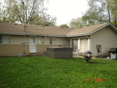 400 Morgan Ln, Hoffman Estates, IL 60169 photo 4