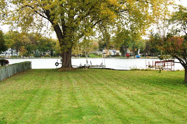 512 Bally Rd, Mchenry, IL 60050 photo 15