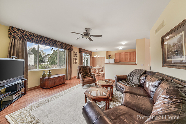 6303 Cedar Ridge Dr, Plainfield, IL 60586 photo 9
