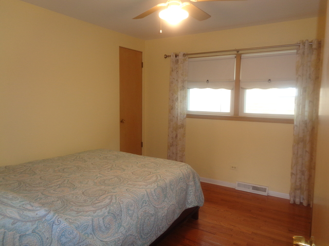7035 40th St, Stickney, IL 60402 photo 11