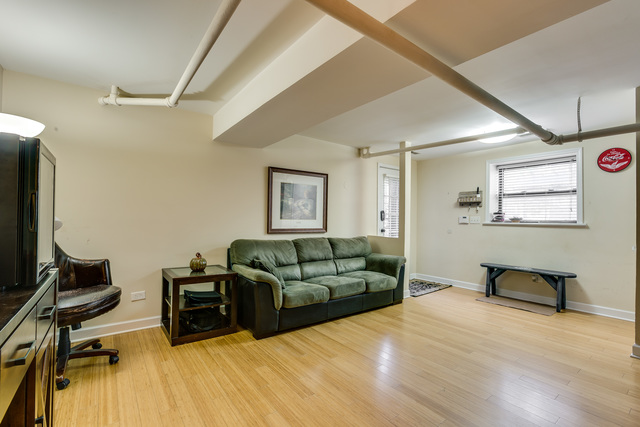 5927 N Kenmore Ave #G, Chicago, IL 60660 photo 2