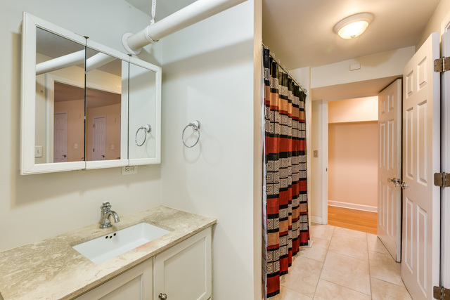 5927 N Kenmore Ave #G, Chicago, IL 60660 photo 7