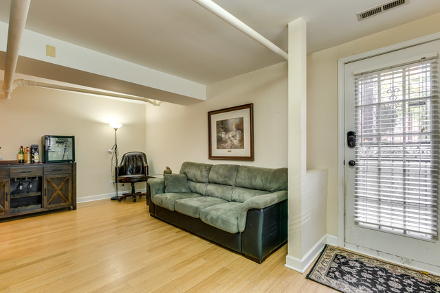 5927 N Kenmore Ave #G, Chicago, IL 60660 photo 4