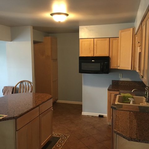 405 E 26th St, Sterling, IL 61081 photo 5