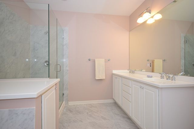 267 E Railroad Ave #202, Bartlett, IL 60103 photo 17