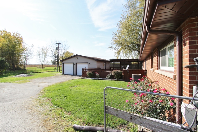 836 E Roxanna Cir, Kankakee, IL 60901 photo 13