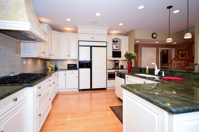 910 Auburn Ln, Bartlett, IL 60103 photo 10