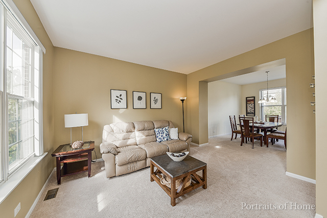 2336 Shenandoah Dr, Aurora, IL 60503 photo 6