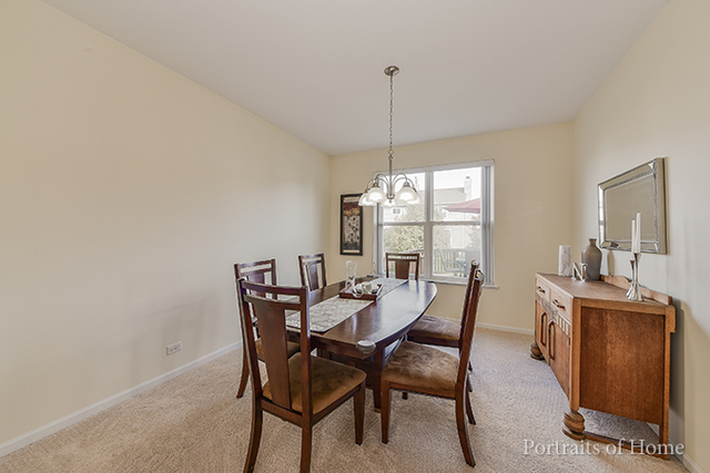 2336 Shenandoah Dr, Aurora, IL 60503 photo 7