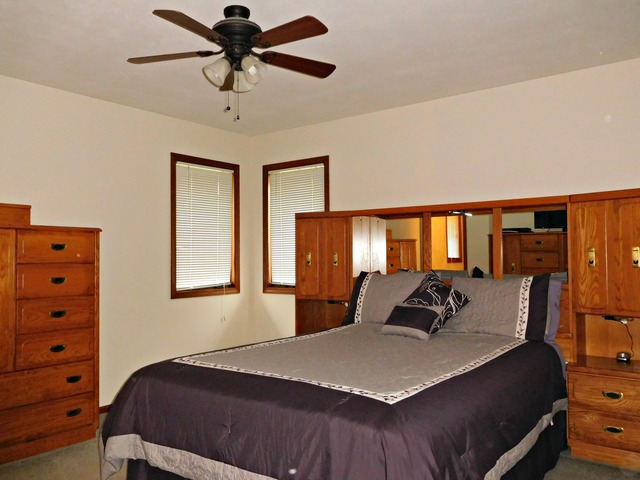 7308 Haymaker Ln, Cherry Valley, IL 61016 photo 8