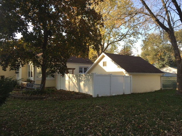 769 W Water St, Kankakee, IL 60901 photo 3