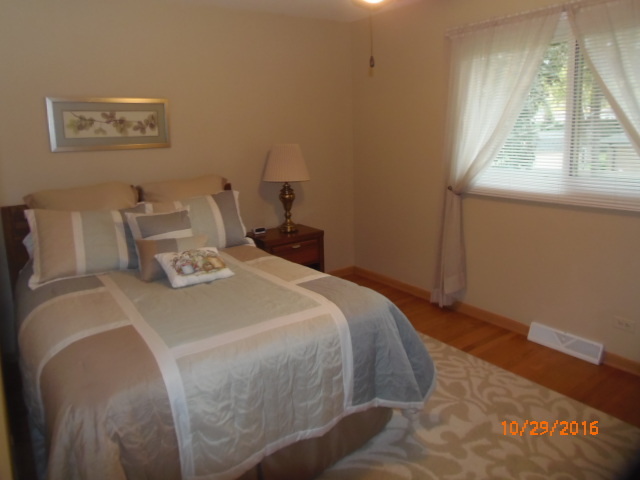 5 E Jerry Dr, Mount Prospect, IL 60056 photo 12