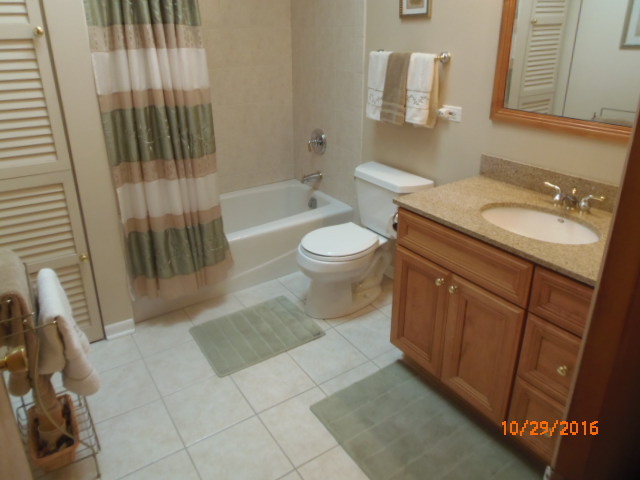 5 E Jerry Dr, Mount Prospect, IL 60056 photo 10