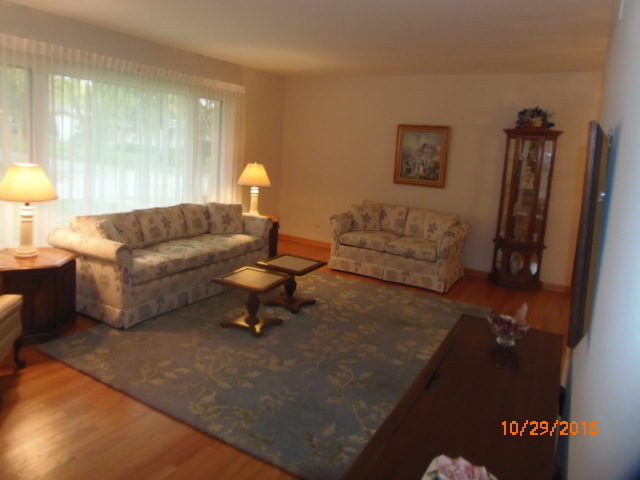 5 E Jerry Dr, Mount Prospect, IL 60056 photo 7