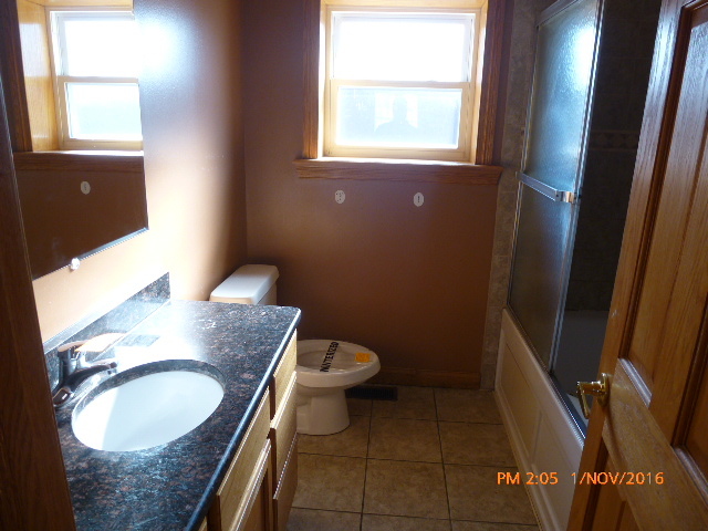 3242 S Austin Blvd, Cicero, IL 60804 photo 19