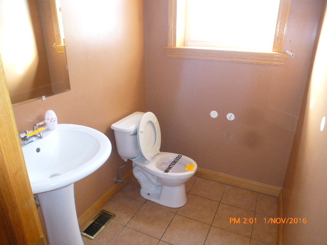 3242 S Austin Blvd, Cicero, IL 60804 photo 5