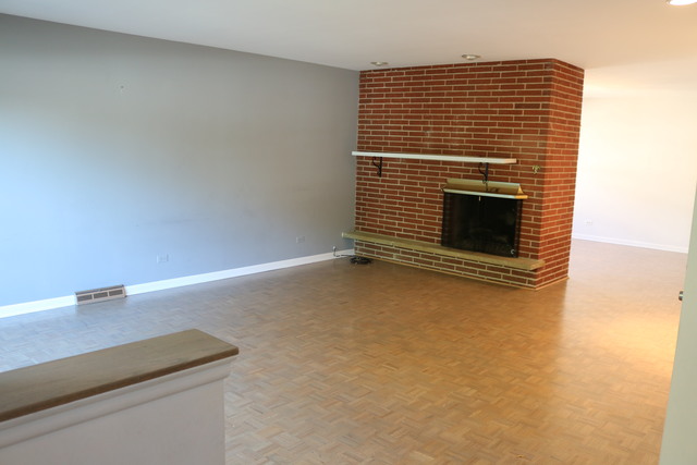 7741 W Devon Ave, Chicago, IL 60631 photo 4