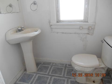 1201 4th St, Peru, IL 61354 photo 15