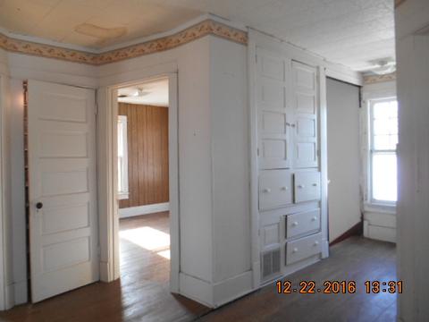 1201 4th St, Peru, IL 61354 photo 11