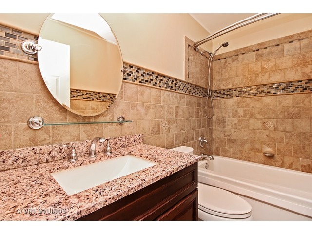 16111 Clifton Park Ave, Markham, IL 60428 photo 12