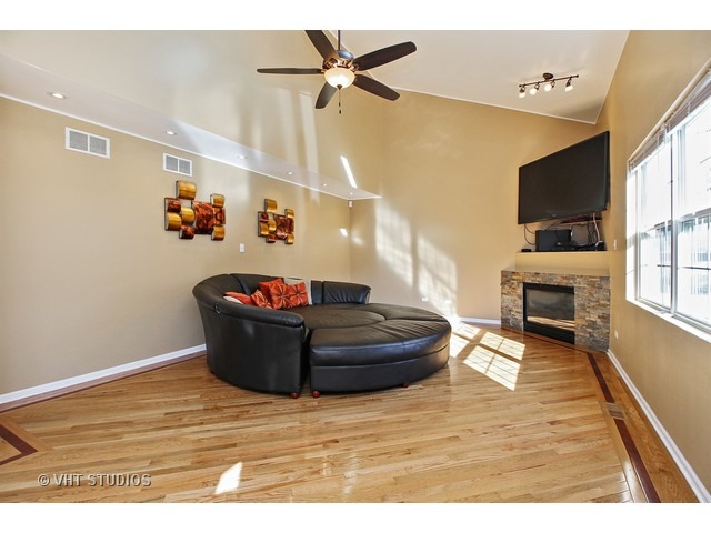 16111 Clifton Park Ave, Markham, IL 60428 photo 5