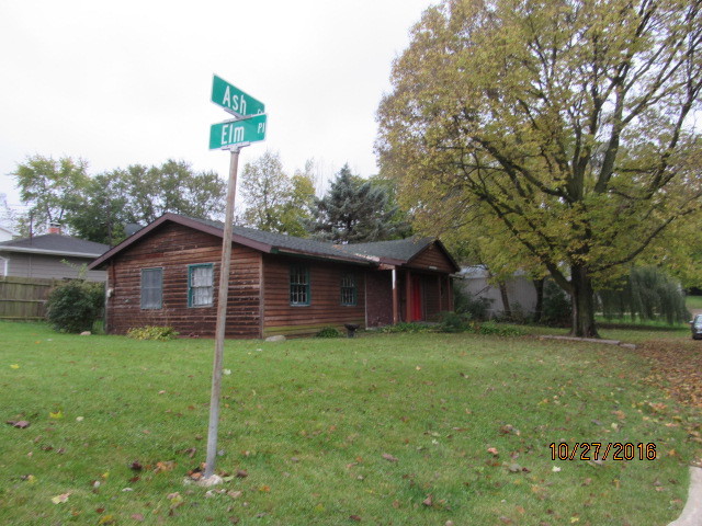 1201 Elm Pl, Dixon, IL 61021 photo 2