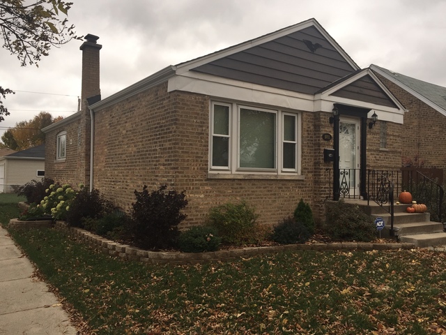6001 S Massasoit Ave, Chicago, IL 60638 photo 1